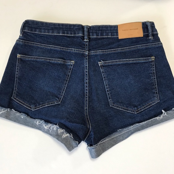 ✨3 for 15✨ Zara High Rise Jean Shorts - Picture 3 of 3